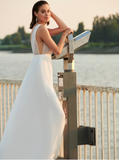 Robe fluide top doré sequin dos nu