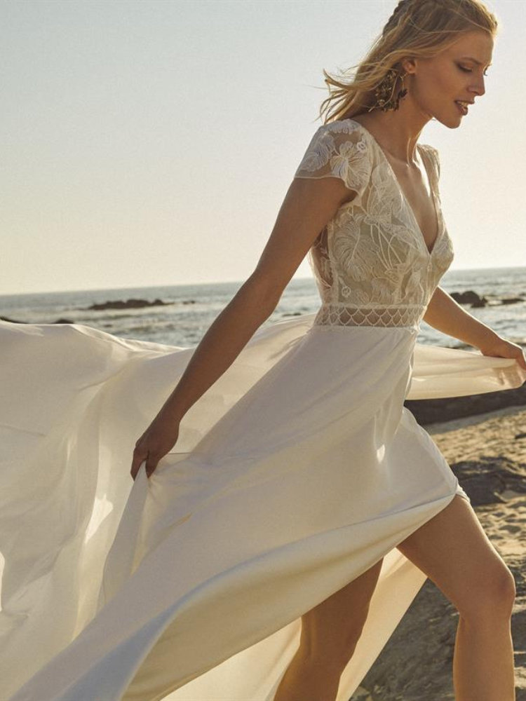robe mariée fluide bohème dentelle Nectar Robe de mariée longue, Marylise