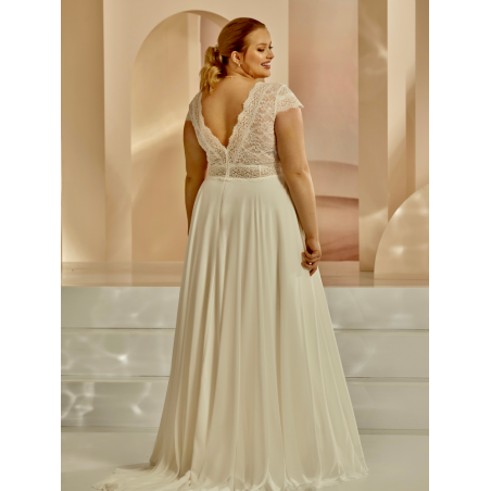 robe de mariée version grande taille, type bohème