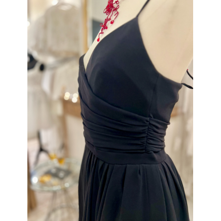 Robe courte noire en crèpe à fines bretelles, cocktail, Pablo