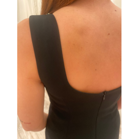 Robe courte noire cocktail