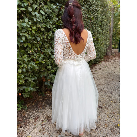 Top en dentelle guipure, dos nu et manches by Atelier de Juliette