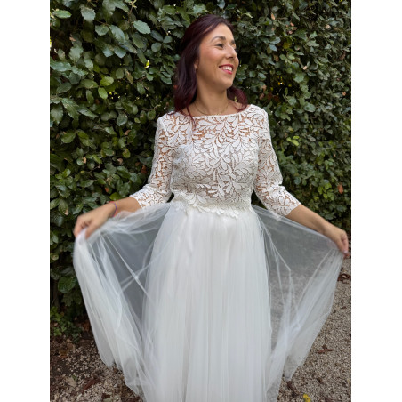 Top en dentelle guipure, dos nu et manches by Atelier de Juliette