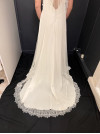 Voile de mariée simple,  en tulle soft, bordé d'une fine dentelle de Calais