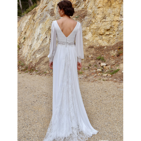 robe de mariée longue bohème dos nu, à manches longues, Créations Bochet