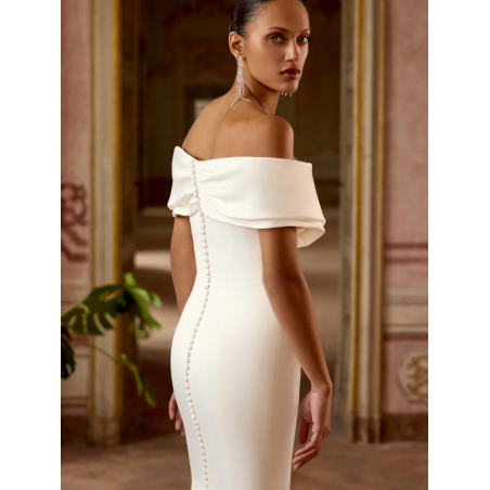 Kori, robe fourreau, Justin Alexander