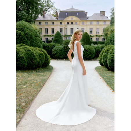 Robe de mariée  fourreau fluide sans dentelle Justin Alexander