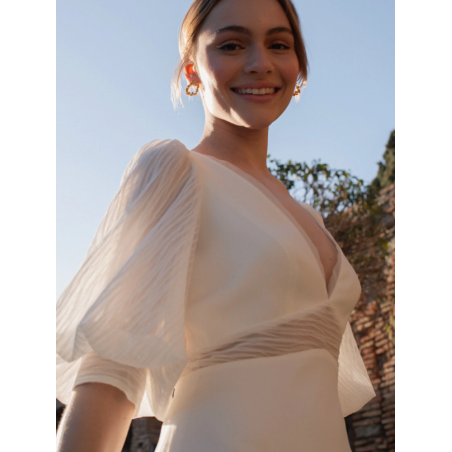 Podérosa, robe dos nu, manches bouffantes, Rembo Atelier