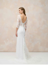 Endless Love, robe fourreau, manches trois-quarts, dentelle, dos nu, Marylise Bridal