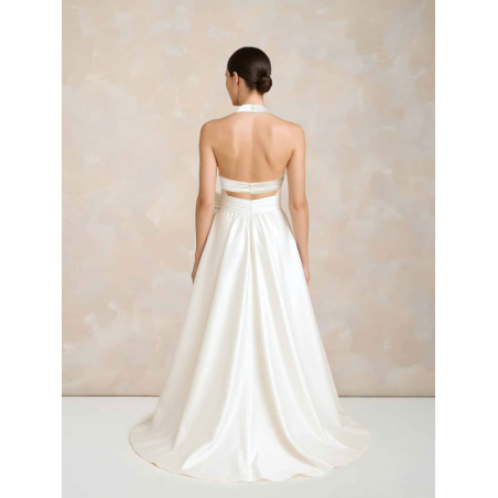 She Loves You, robe  de mariée, en taffeta, forme trapèze, dos nu, noeud, Marylise Bridal