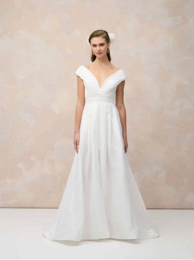 How Deep Is Your Love, robe sophistiquée, dos nu, décolleté en V, Marylise Bridal