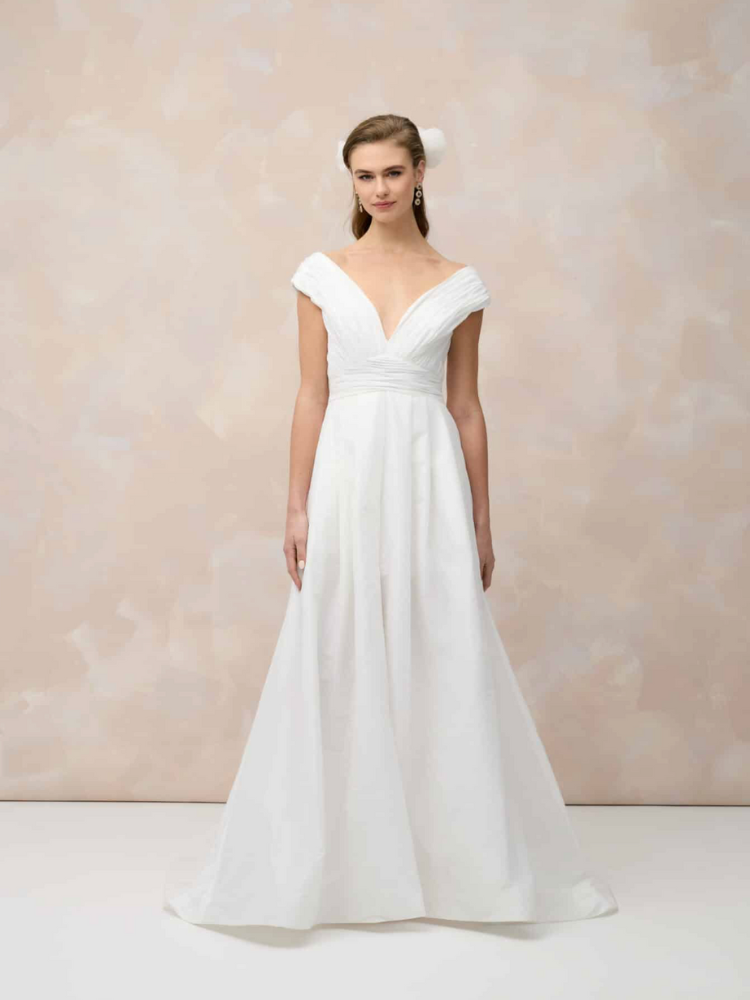 How Deep Is Your Love, robe sophistiquée, dos nu, décolleté en V, Marylise Bridal