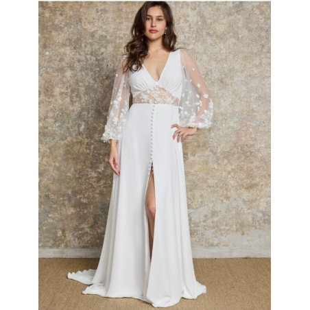 Robe de mariée longue  bohème à manches longues en tulles 3D perlé by Lambert Créations