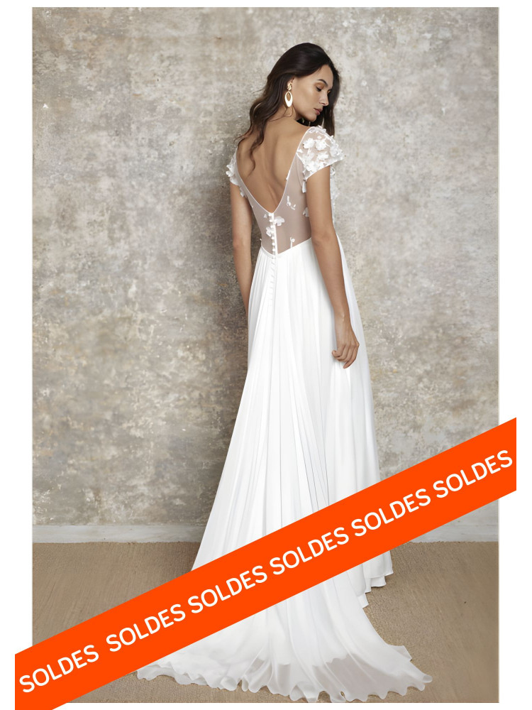 Persée, robe de mariée longue fluide dos nu Lambert Créations