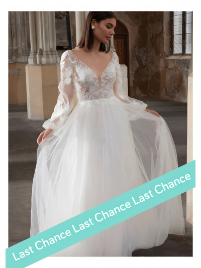 Robe de mariée longue style princesse, manches longues, perles et sequins