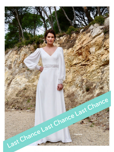 Cosmos, robe de mariée longue bohème dos nu, à manches longues, Créations Bochet