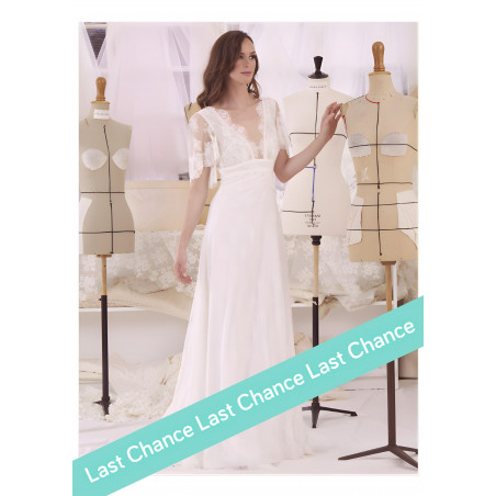 Emma, robe fourreau fluide en fine dentelle de Calais, Atelier Emelia