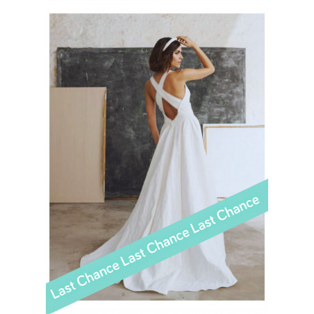 Robe longue de mariée bohème en coton piqué. Robe princesse. Robe dos nu. Marylise by Rembo Atelier.