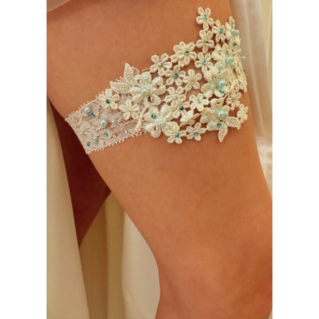 Jarretière de mariée, dentelle, perles, blanc et bleu