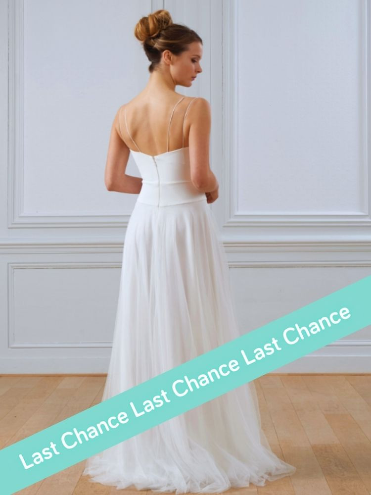 Robe de mariée, bustier fines bretelles en crèpe, jupe tutu en tulle