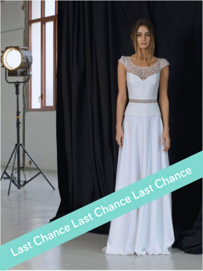 Robe mariée créateur français Lambert Créations, crêpe et dentelle de Calais, dos nu.