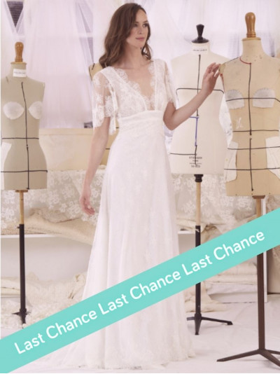 Emma, robe fourreau fluide en fine dentelle de Calais, Atelier Emelia