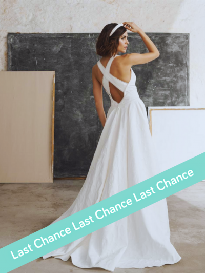 Robe longue de mariée bohème en coton piqué. Robe princesse. Robe dos nu. Marylise by Rembo Atelier.