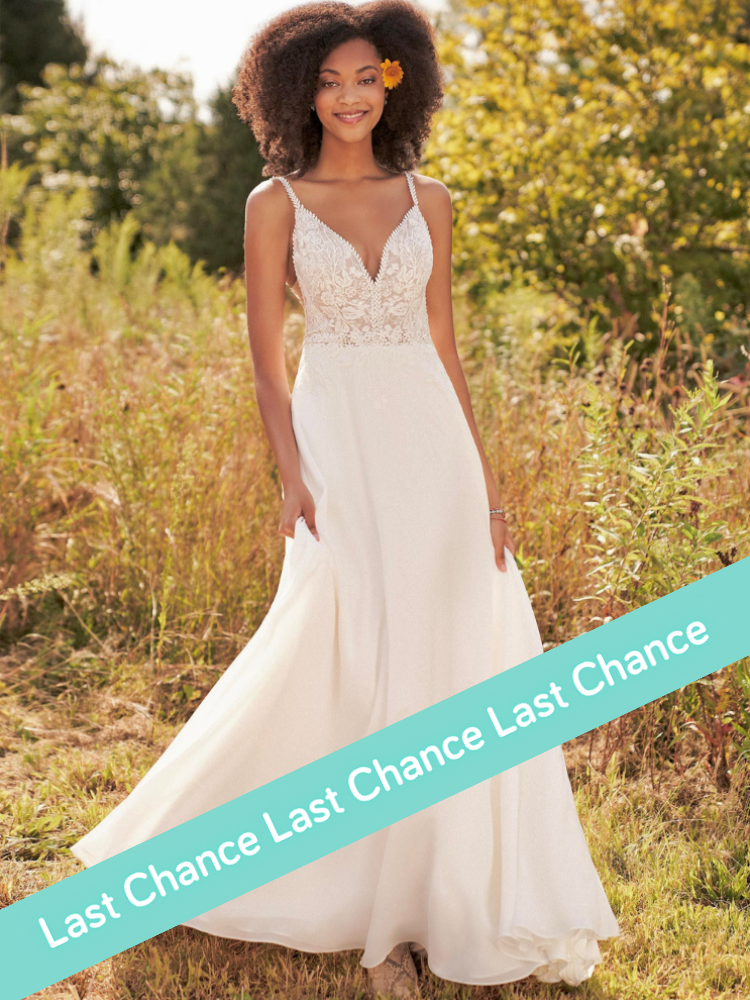 Robe de mariée longue fluide avec dentelles et bretelles, Lilian West