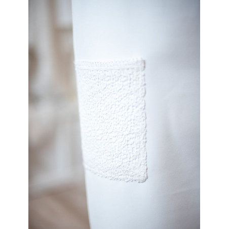 Robe de mariée courte, twill et guipure, création française Atelier de Juliette