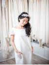 Robe de mariée courte, twill et guipure, création française Atelier de Juliette