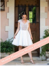 Bathilde, robe courte, jupe patineuse , dos nu profond.