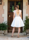 Bathilde, robe courte, jupe patineuse , dos nu profond.