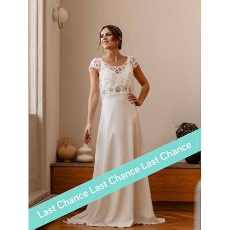 Robe fluide dos nu en crèpe sans dentelle, by Elsa Gary