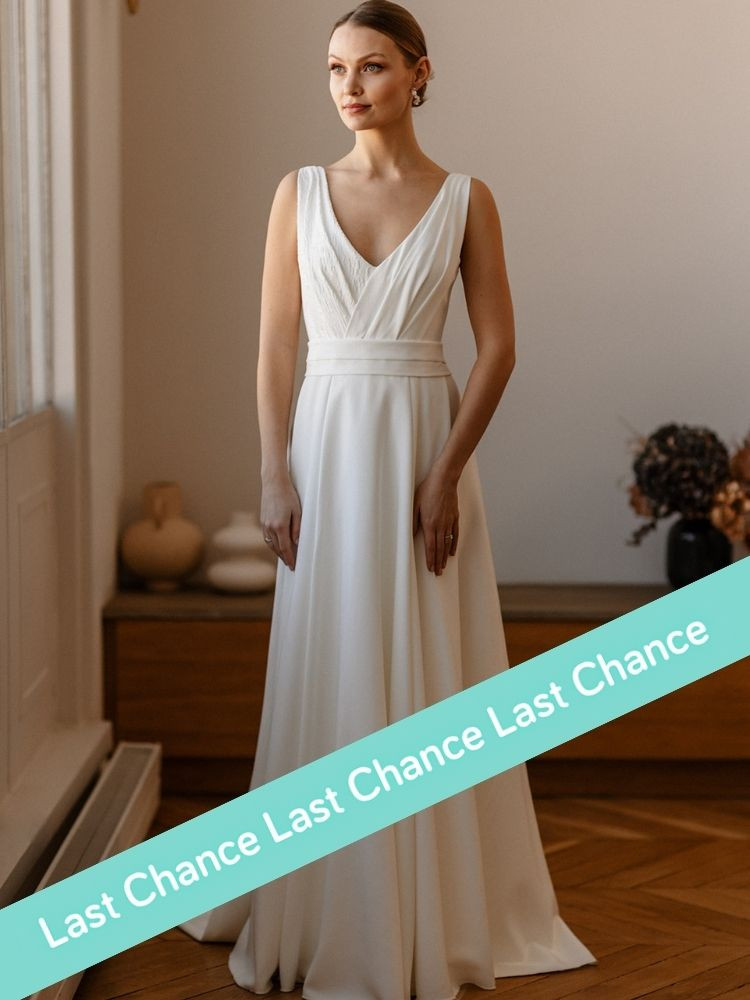 Robe de mariée Équinoxe, longue, sobre et couture, par Elsa Gary