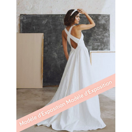 Robe longue de mariée bohème en coton piqué. Robe princesse. Robe dos nu. Marylise by Rembo Atelier.