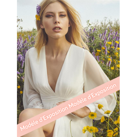 Robe de Mariée longue  jeu de transparence Robe de mariée fourreau en mousseline by Rembo Atelier