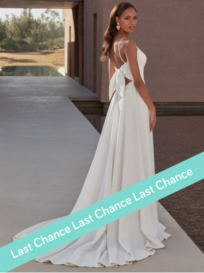 Robe princesse en crèpe fluide, Justin Alexander