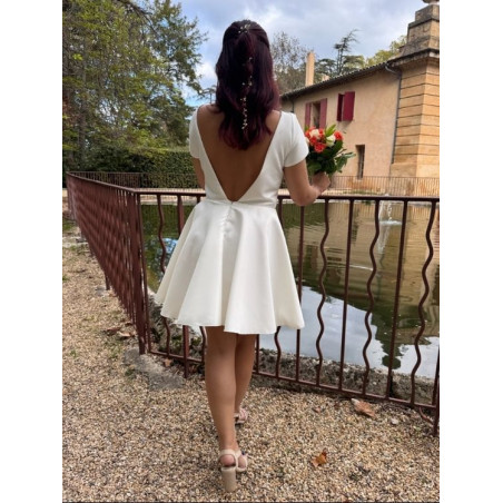 CASTOR  robe de mariée courte, mariage civil, création française, en piqué de coton
