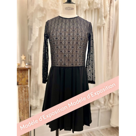Robe courte noire dentelle