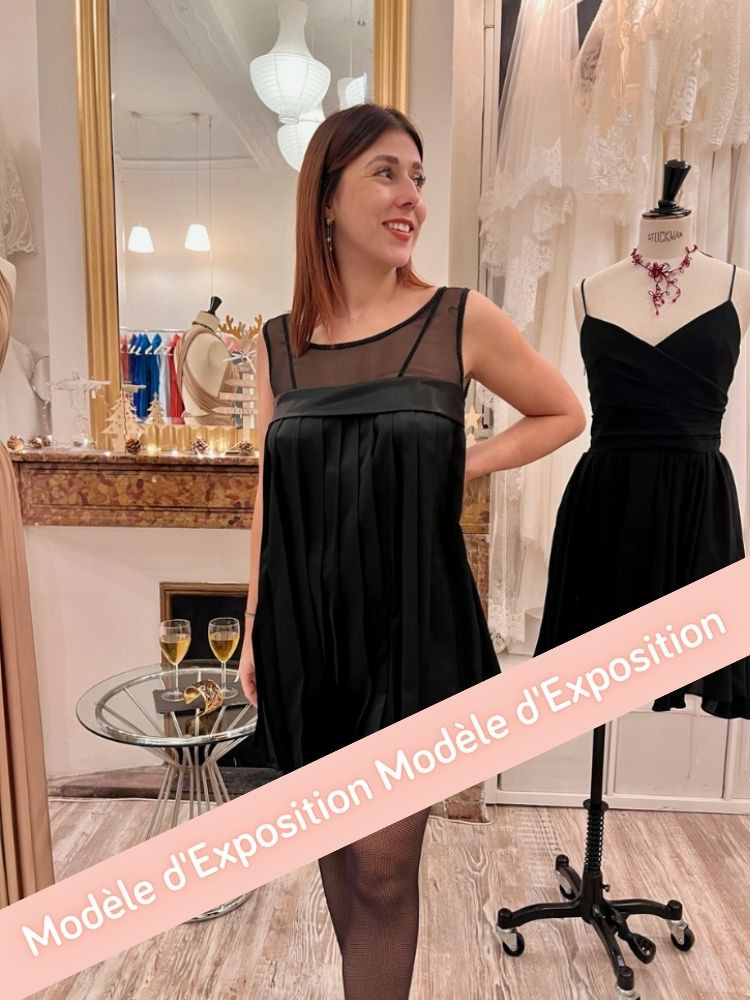 Robe courte noire, signée Les Petites, spécial outlet pour les Fêtes