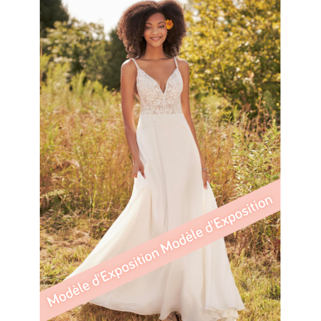 Robe de mariée longue fluide avec dentelles et bretelles, Lilian West