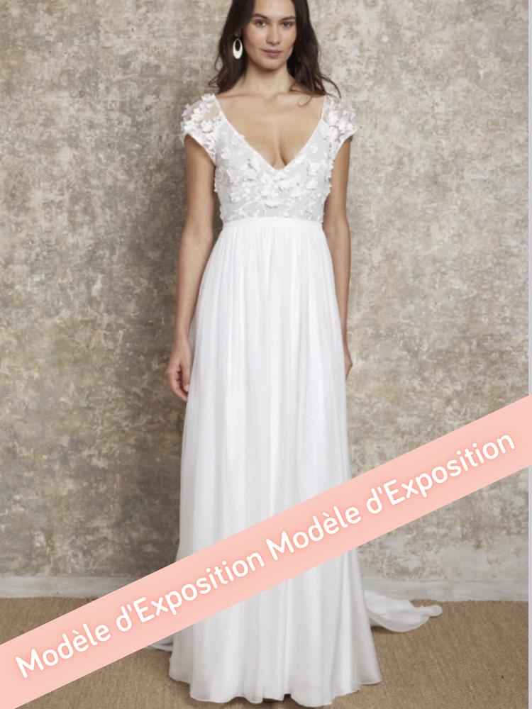 Persée, robe de mariée longue fluide dos nu Lambert Créations