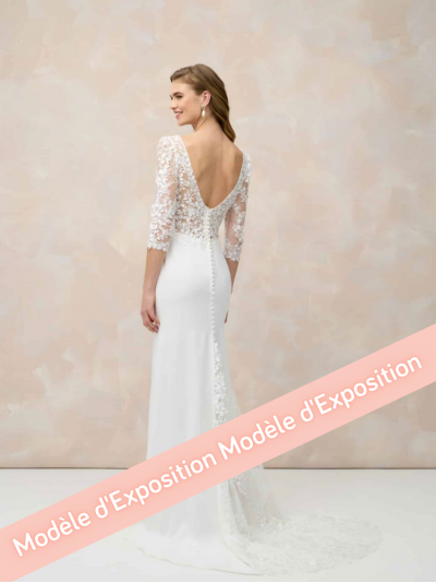 Endless Love, robe fourreau, manches trois-quarts, dentelle, dos nu, Marylise Bridal
