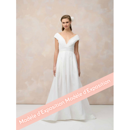How Deep Is Your Love, robe sophistiquée, dos nu, décolleté en V, Marylise Bridal