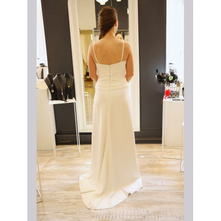 Robe de mariée longue, sans dentelle by Lambert Créations