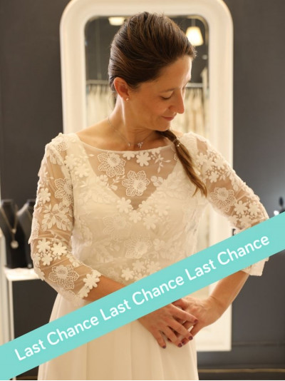 Top manche longue en tulle avec broderie 3D