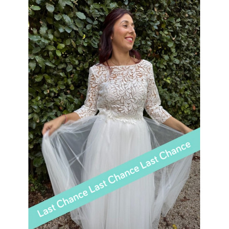 Top en dentelle guipure, dos nu et manches by Atelier de Juliette