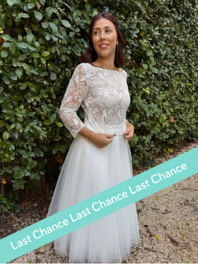 Top en tulle brodé, dos nu et manches 3/4 by Atelier de Juliette
