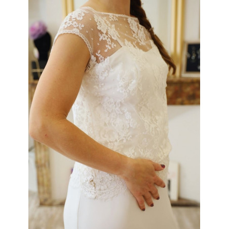 Top en tulle brodé français, manches courtes