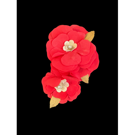 Broche fleurs rouges en tissu, ornée de strass